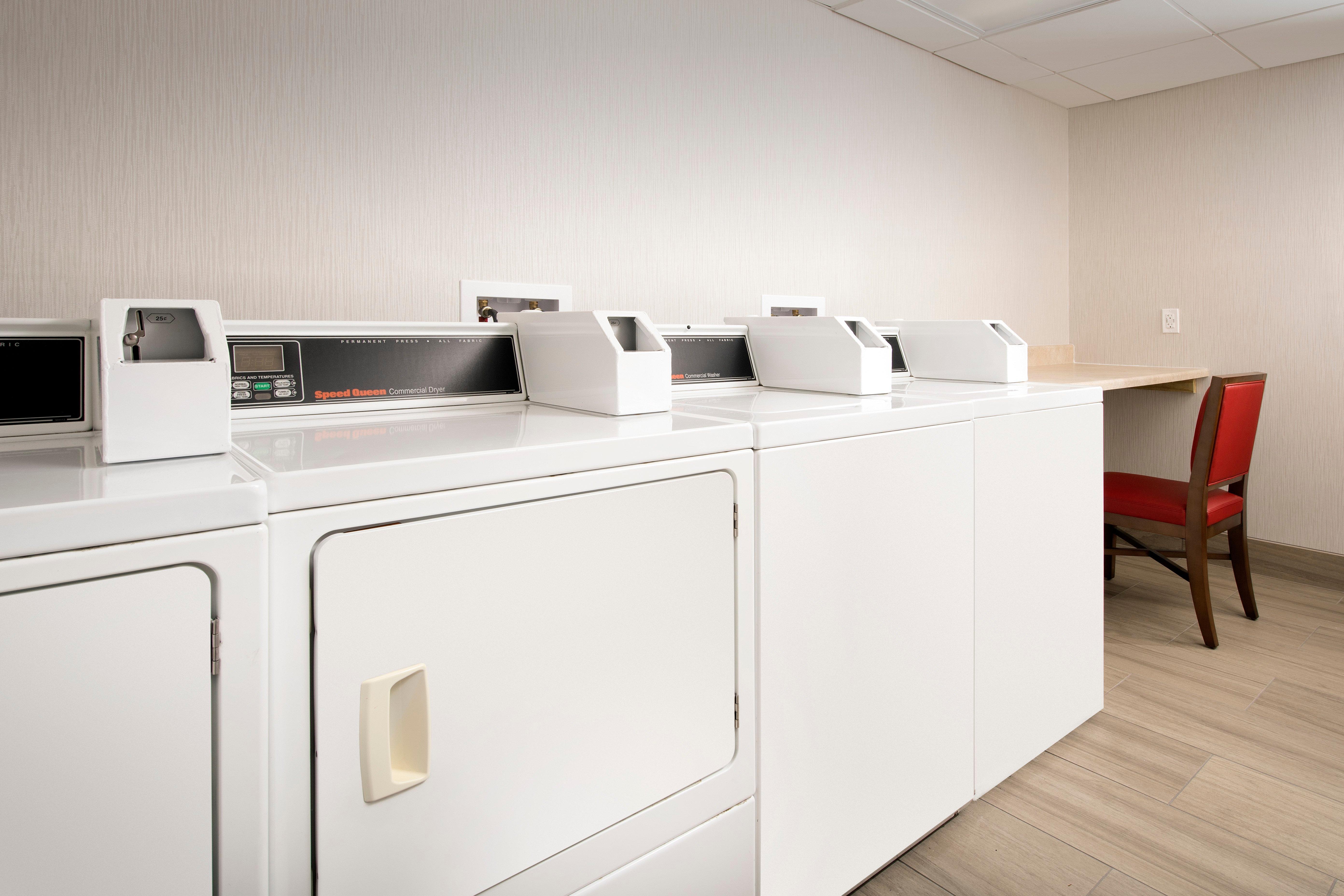 Holiday Inn Express & Suites Baltimore - BWI Airport North By Ihg Лінтікум Екстер'єр фото